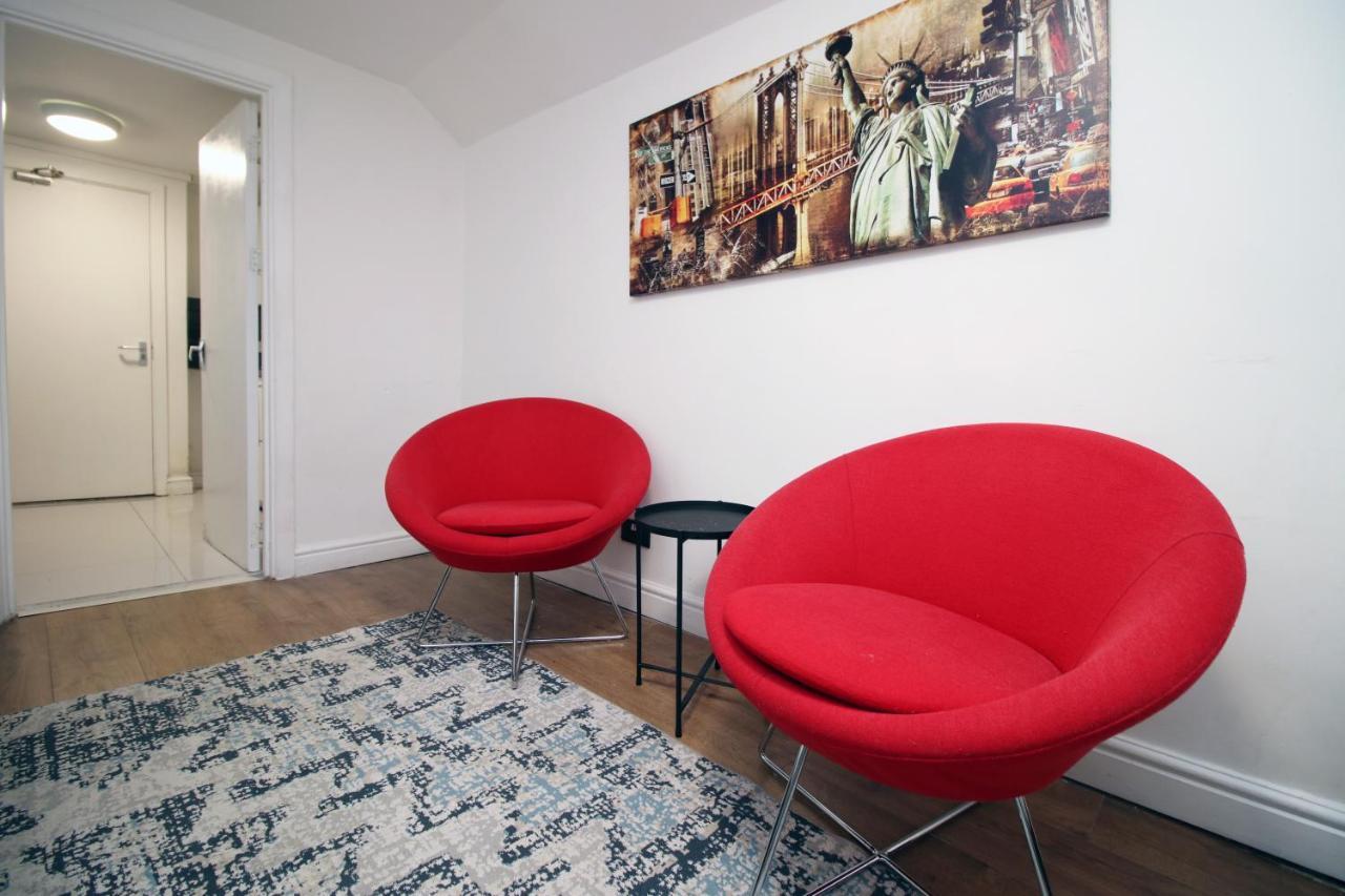 Lovely Studio Flat With Free Parking - Near To City Center Swansea Eksteriør bilde